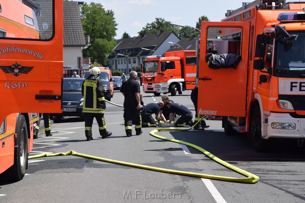 Feuer 1 Koeln Porz Grengel Waldstr P058.JPG - Miklos Laubert